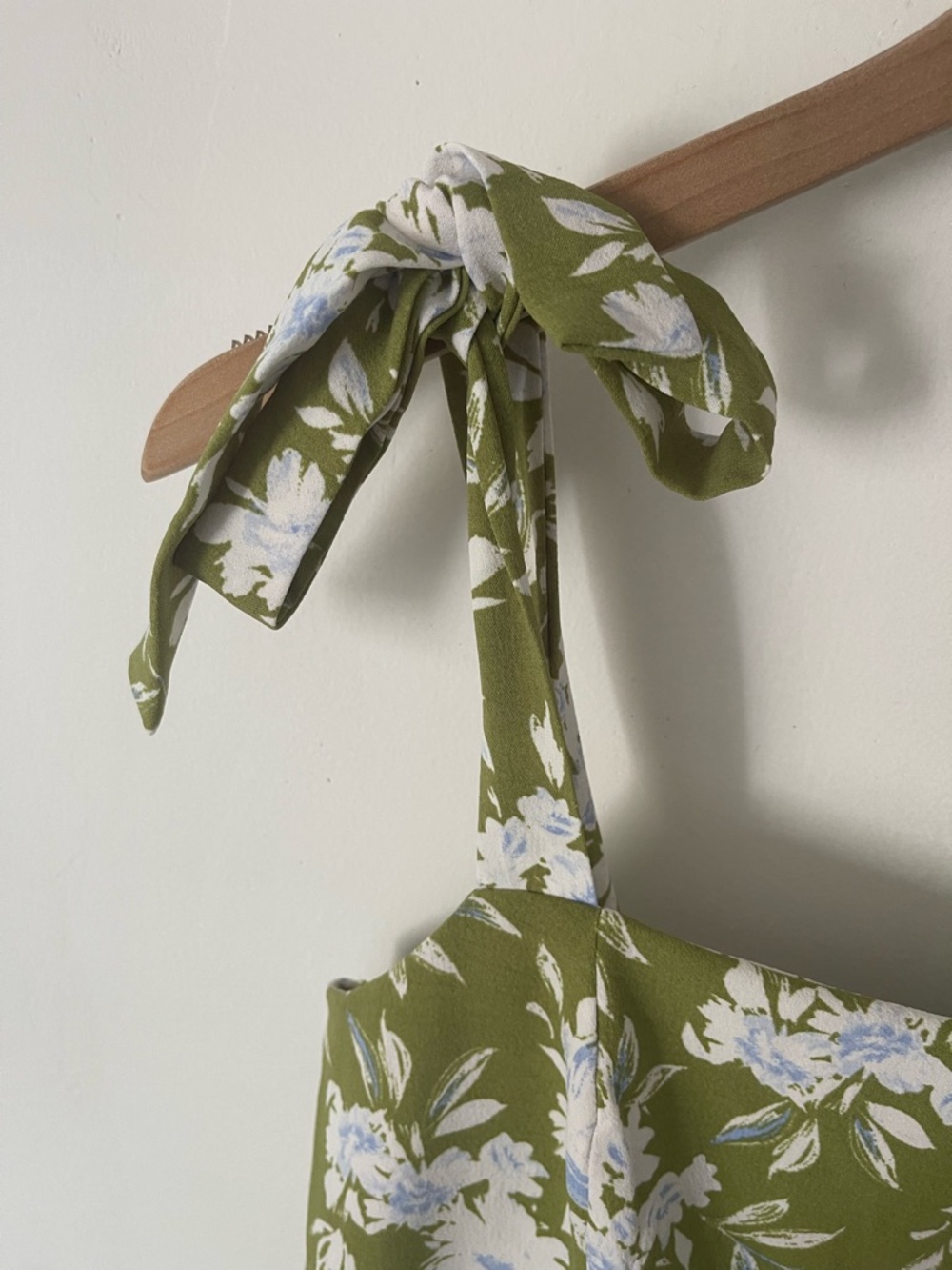 Monteau Women’s Dress Green White Floral Smocked Midi Spring Summer Easter Flowy - Picture 3 of 16